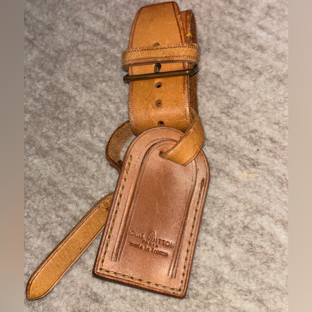 Louis Vuitton Brown Leather Name Tag and Poignet Set